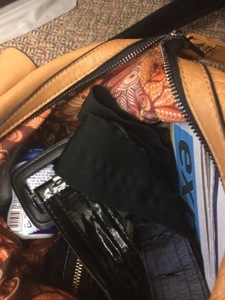 The rebellious belt, thrown in haste.